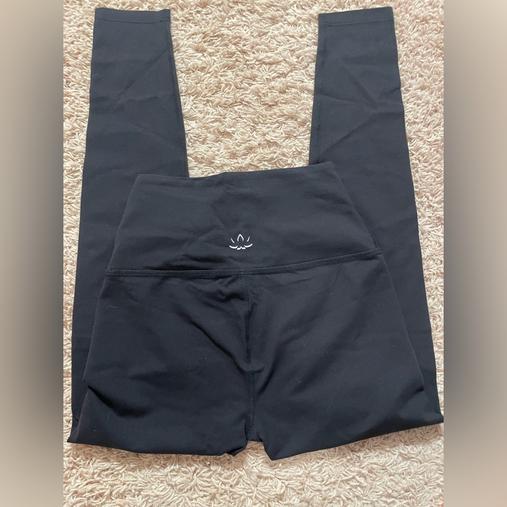 Beyond yoga leggings